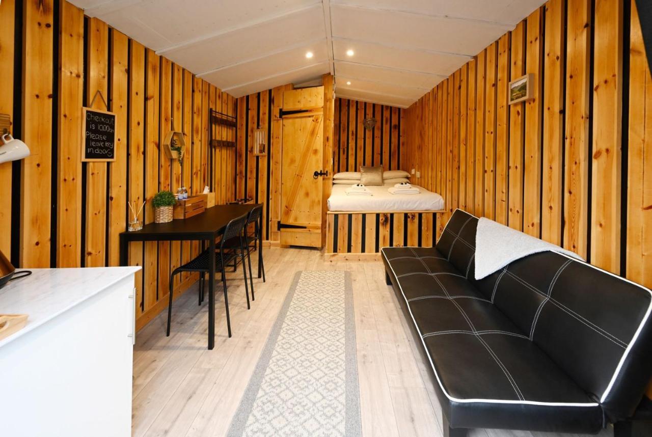 Woodshed Pod Villa ฟอร์ตวิลเลียม ภายนอก รูปภาพ