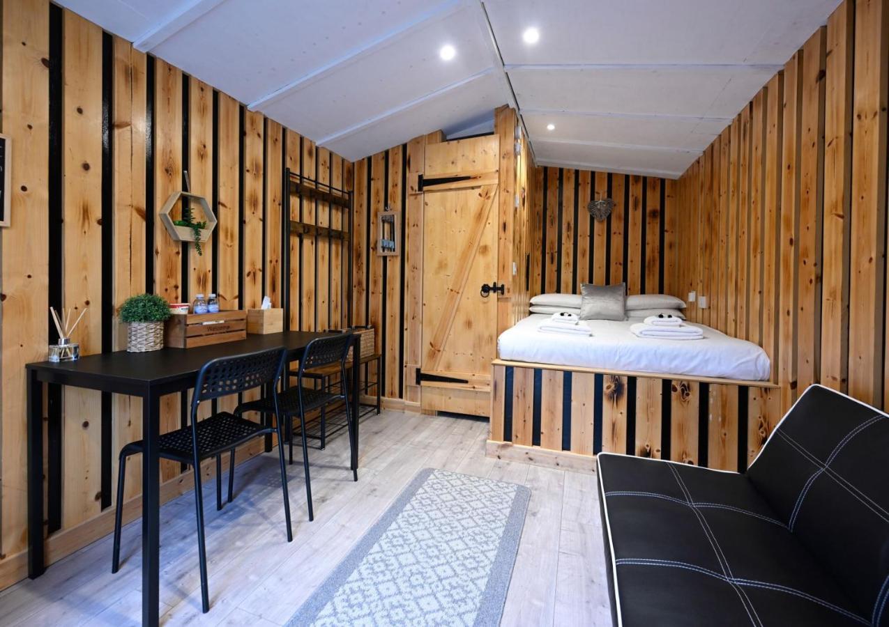 Woodshed Pod Villa ฟอร์ตวิลเลียม ภายนอก รูปภาพ